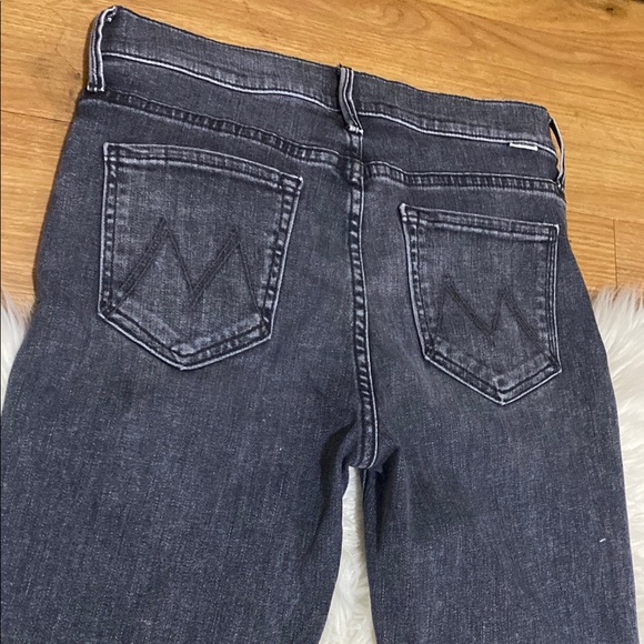 MOTHER HIGH WAISTED RASCAL ANKLE STEP FRAY IN NIGHT GARDEN - Picture 4 of 9